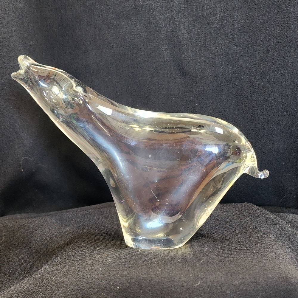 Signed Lane Clear Art Glass Polar Bear Figurine – Hand Blown Animal Sculpture - Picture 4 of 12